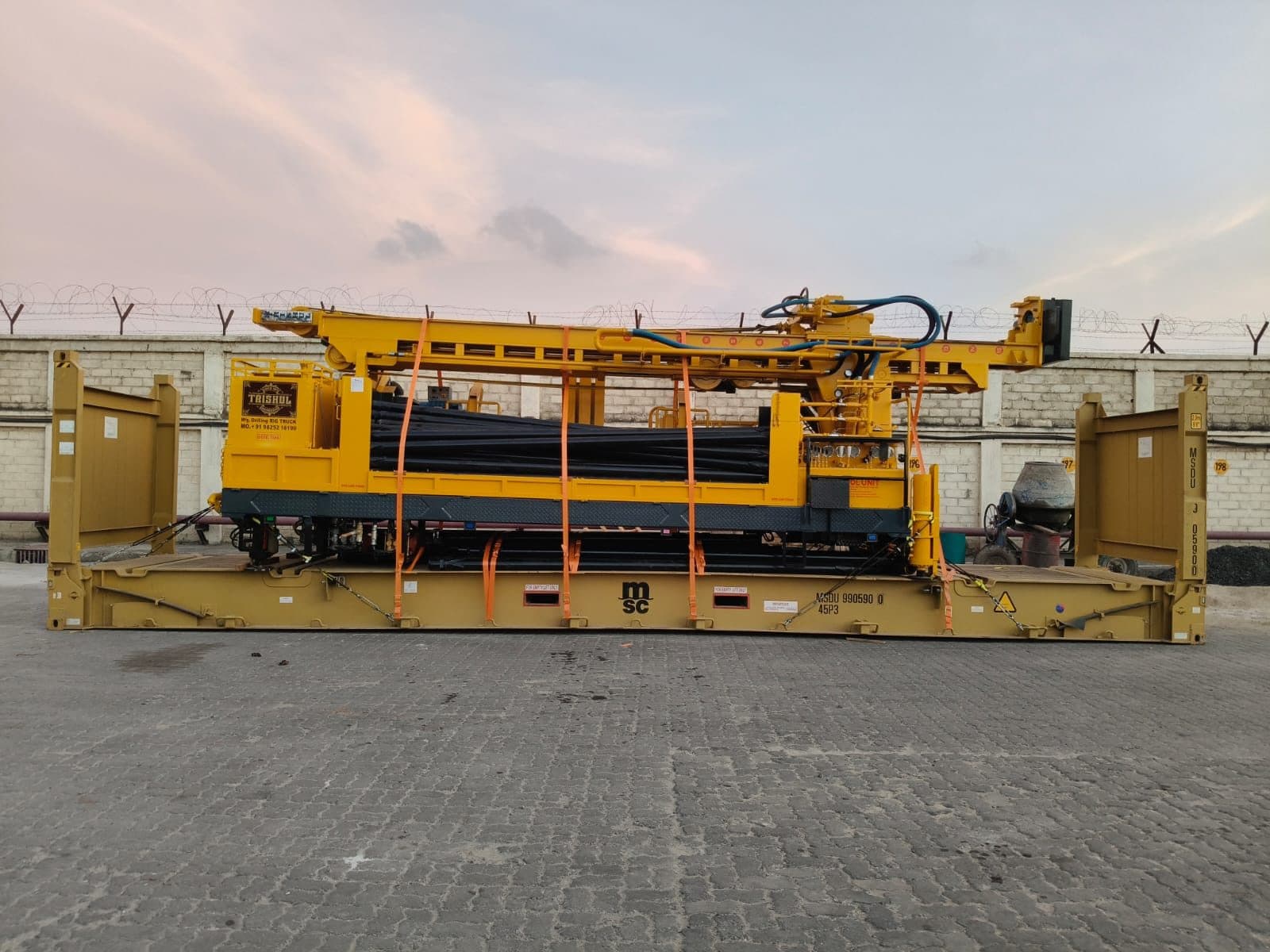 ODC container inspection in Mundra, photograph 4